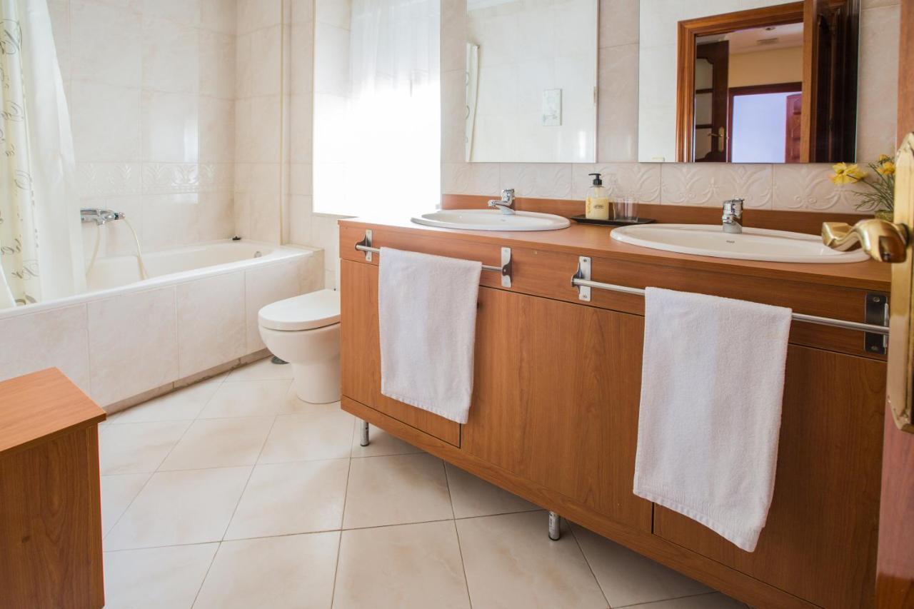 Apartamentos Turisticos Avila Villa Carmen II Екстериор снимка
